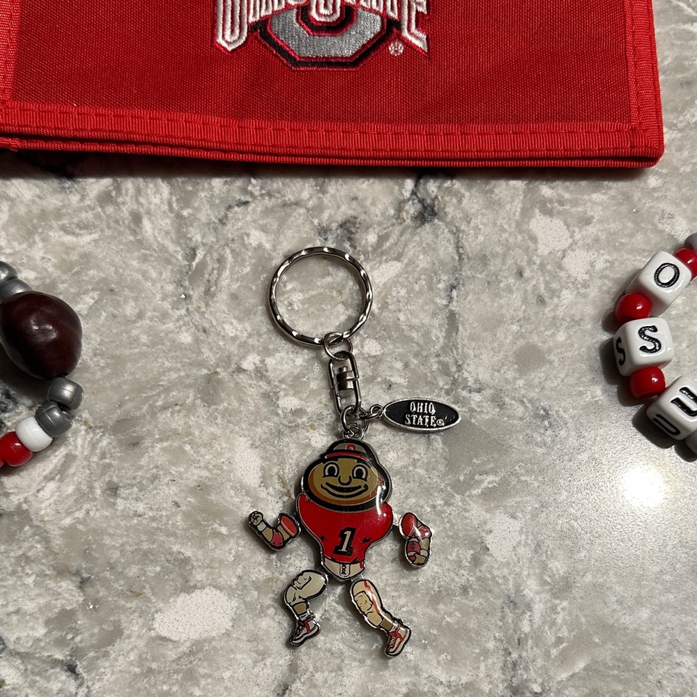 Ohio State Buckeyes Keychain with Mascot Charm
